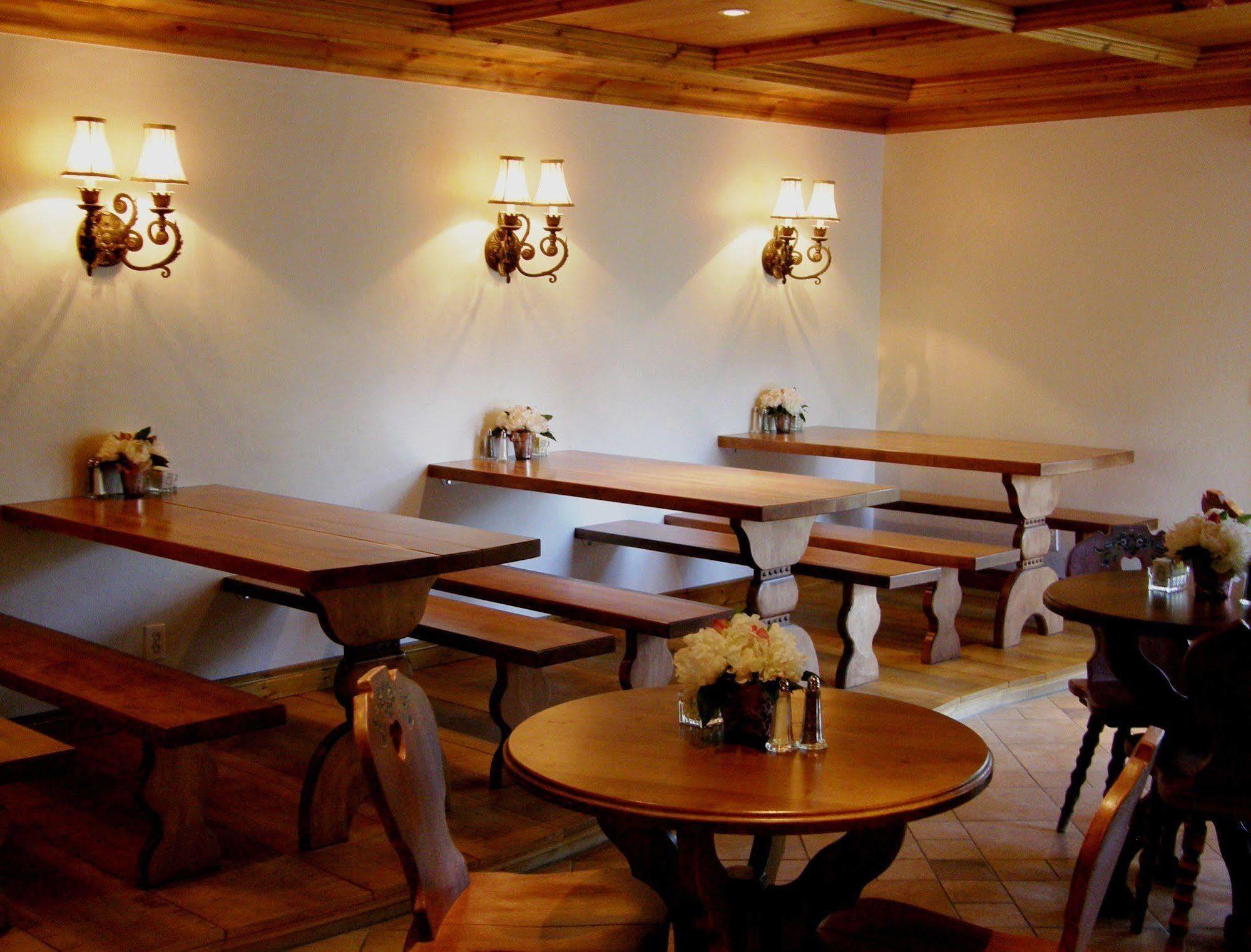 Alpine Rivers Inn Leavenworth Exterior photo